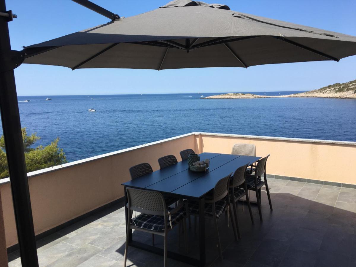 Direkt Am Meer-Apartments Puntaplanka Rogoznica  Exteriör bild