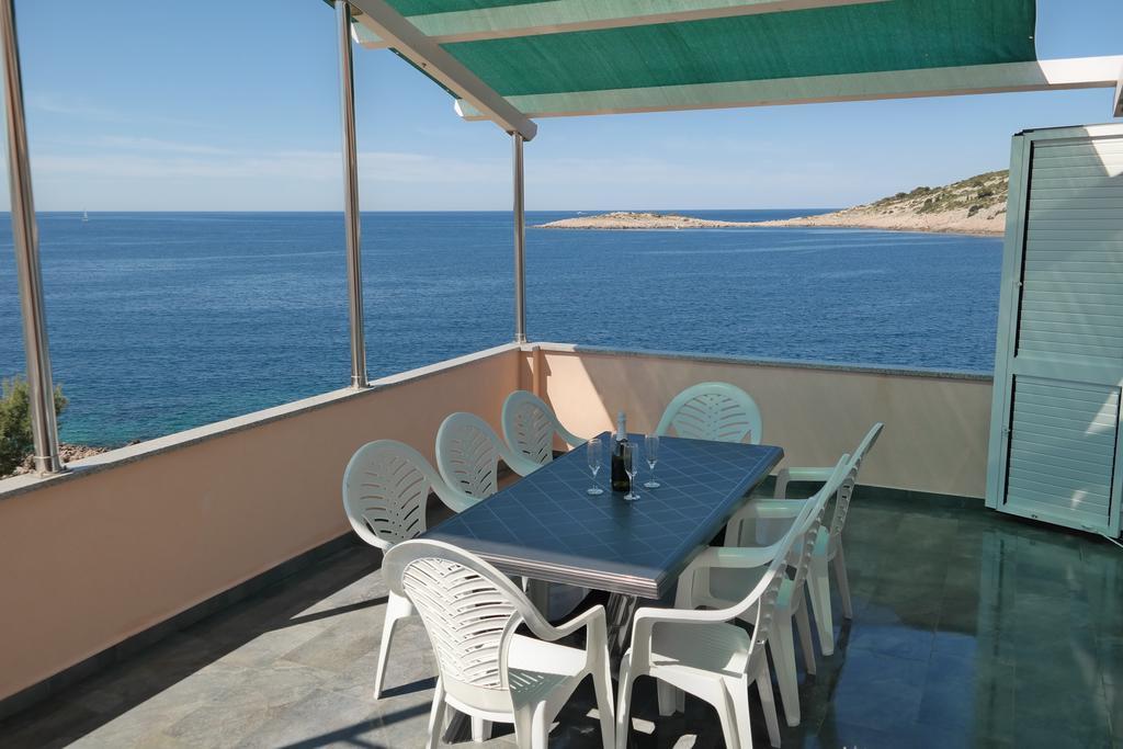 Direkt Am Meer-Apartments Puntaplanka Rogoznica  Exteriör bild