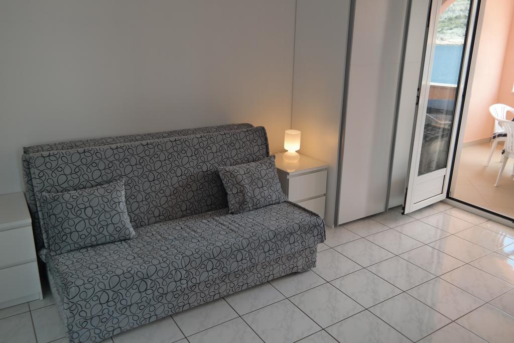 Direkt Am Meer-Apartments Puntaplanka Rogoznica  Exteriör bild