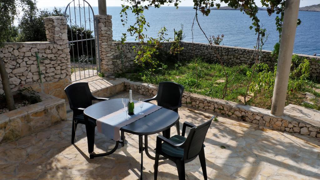 Direkt Am Meer-Apartments Puntaplanka Rogoznica  Exteriör bild