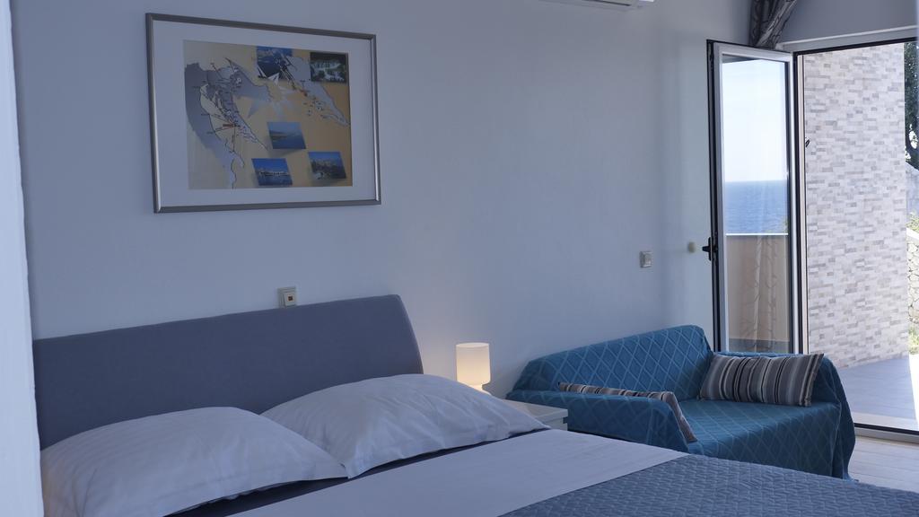 Direkt Am Meer-Apartments Puntaplanka Rogoznica  Exteriör bild